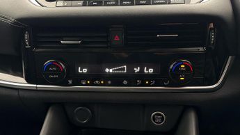 Nissan Qashqai DIG-T N-CONNECTA DCT