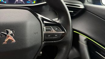 Peugeot E-2008 GT