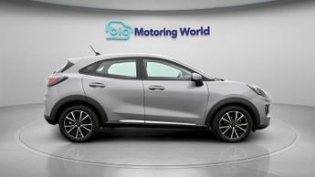 Ford Puma TITANIUM
