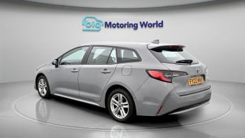 Toyota Corolla ICON TECH