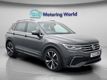 Volkswagen Tiguan R-LINE TSI DSG