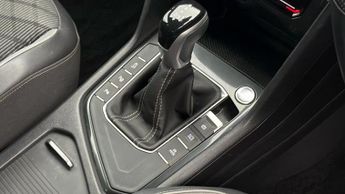 Volkswagen Tiguan R-LINE TSI DSG