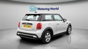 MINI Hatch COOPER CLASSIC