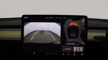 Tesla Model Y BASE