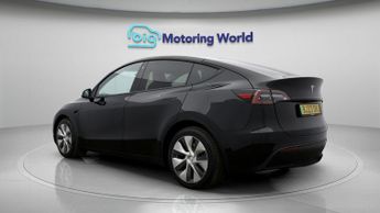 Tesla Model Y BASE