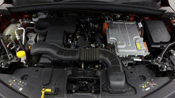 Renault Captur TECHNO E-TECH