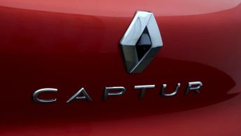 Renault Captur TECHNO E-TECH
