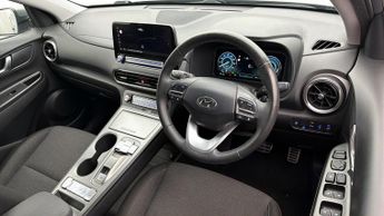 Hyundai KONA PREMIUM