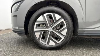 Hyundai KONA PREMIUM