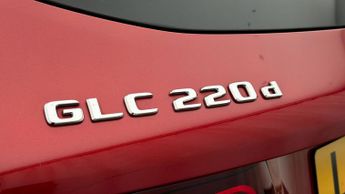 Mercedes-Benz GLC GLC 220 D 4MATIC SPORT