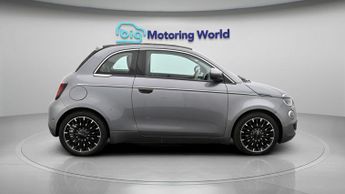Fiat 500e C LA PRIMA
