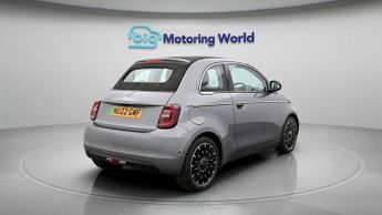 Fiat 500e C LA PRIMA