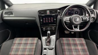 Volkswagen Golf GTI PERFORMANCE TSI DSG