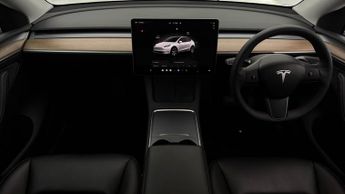 Tesla Model Y BASE