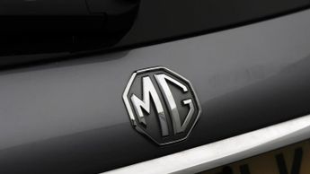 MG MG5 EXCLUSIVE