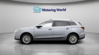 MG MG5 EXCLUSIVE