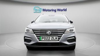 MG MG5 EXCLUSIVE