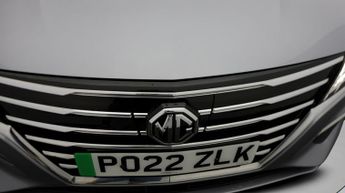 MG MG5 EXCLUSIVE