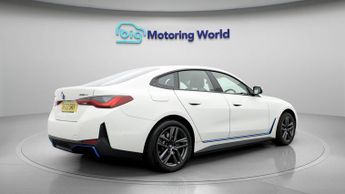 BMW i4 EDRIVE40 SPORT