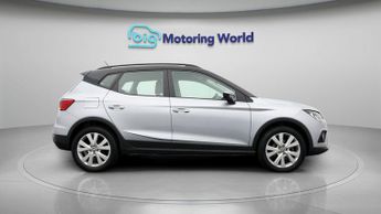 SEAT Arona TSI SE TECHNOLOGY DSG