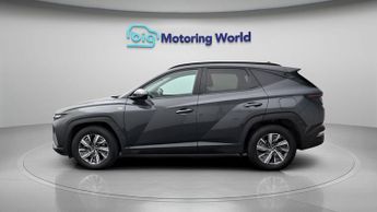 Hyundai TUCSON T-GDI SE CONNECT DCT