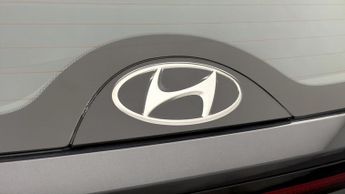 Hyundai TUCSON T-GDI SE CONNECT DCT