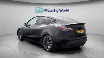 Tesla Model Y PERFORMANCE AWD