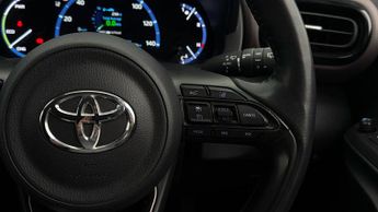 Toyota Yaris Cross EXCEL