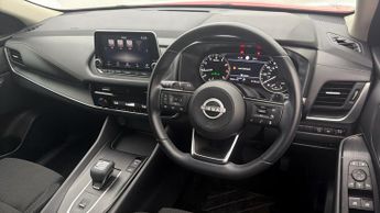 Nissan Qashqai DIG-T ACENTA PREMIUM DCT