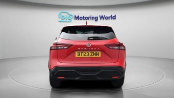 Nissan Qashqai DIG-T ACENTA PREMIUM DCT