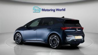 CUPRA Born V3