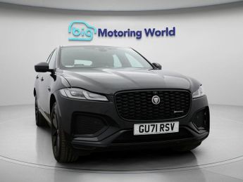 Jaguar F-Pace R-DYNAMIC SE