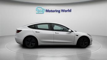 Tesla Model 3 MODEL 3