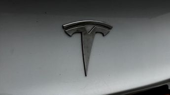 Tesla Model 3 MODEL 3