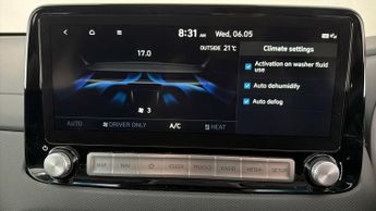 Hyundai KONA PREMIUM