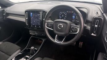 Volvo XC40 RECHARGE T4 R-DESIGN