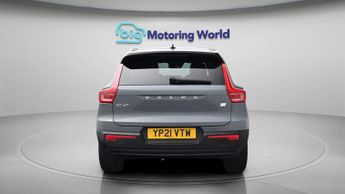 Volvo XC40 RECHARGE T4 R-DESIGN