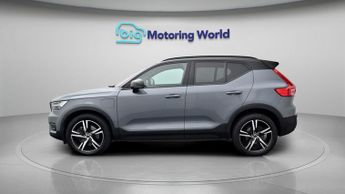 Volvo XC40 RECHARGE T4 R-DESIGN