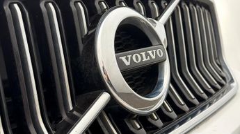 Volvo XC40 B4 INSCRIPTION
