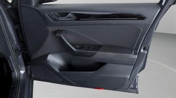 Volkswagen T-Roc BLACK EDITION TSI EVO DSG