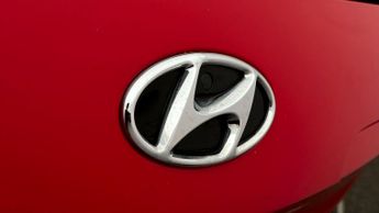 Hyundai KONA PREMIUM