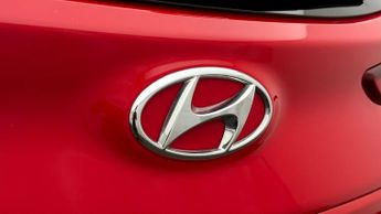Hyundai KONA PREMIUM