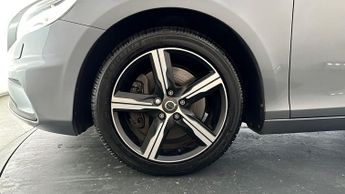 Volvo V40 T2 R-DESIGN NAV PLUS