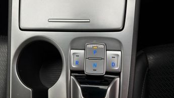 Hyundai KONA PREMIUM SE