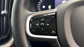 Volvo XC60 RECHARGE T6 PLUS AWD