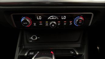 Audi Q3 TFSI E S LINE