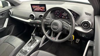 Audi Q2 TDI S LINE