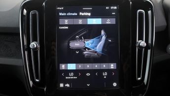 Volvo XC40 RECHARGE CORE