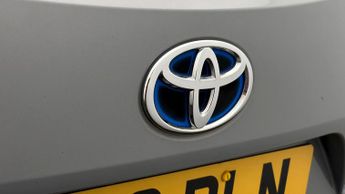 Toyota Corolla ICON TECH