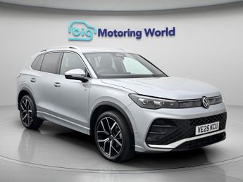 Volkswagen Tiguan R-LINE TSI DSG